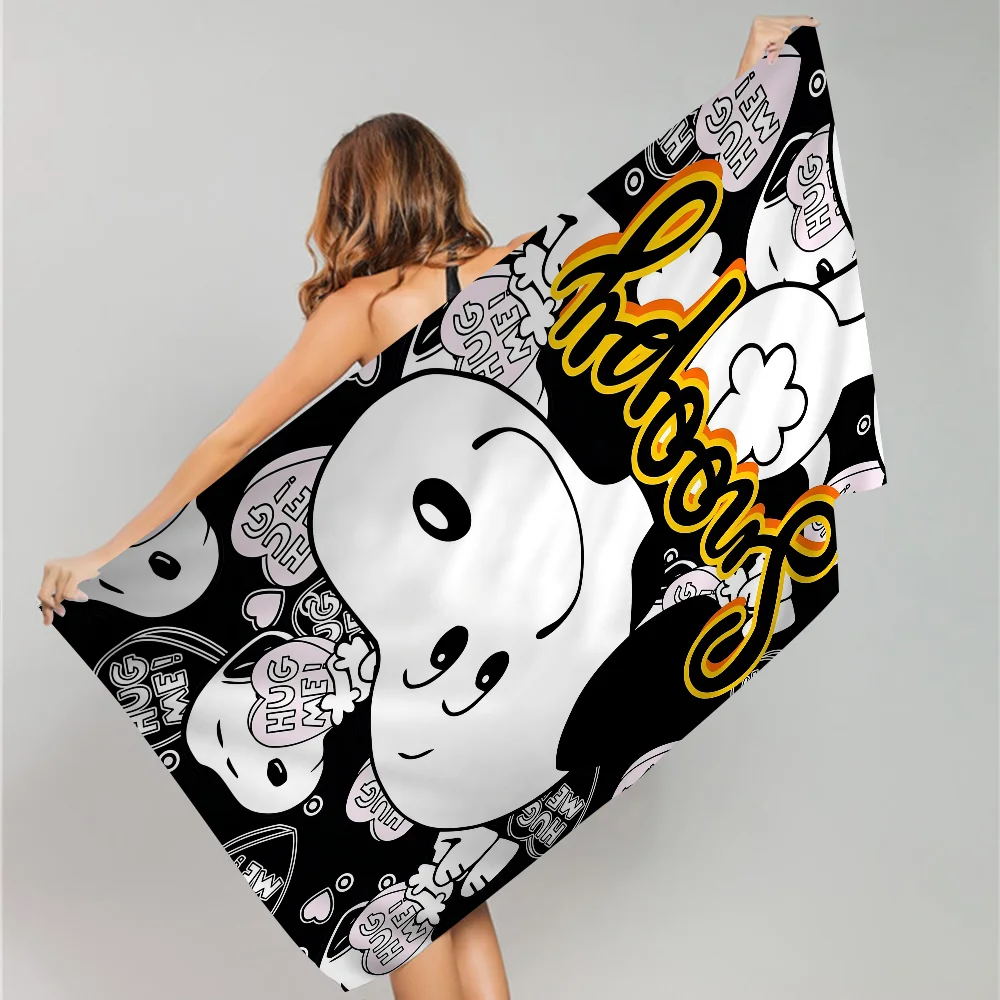 Cartoon Beagle-Inspired Microfibre Beach Towel