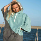 WarmFlow Poncho met Capuchon