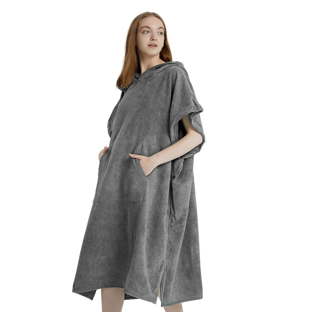 Lichtgrijze microvezel surfponcho met capuchon voor strand en camping